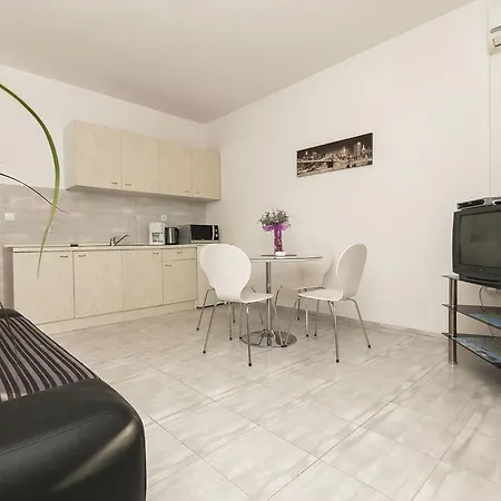 Apartment Marin *
